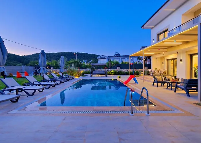 Oludeniz 4 Bedroom Villa Fethiye