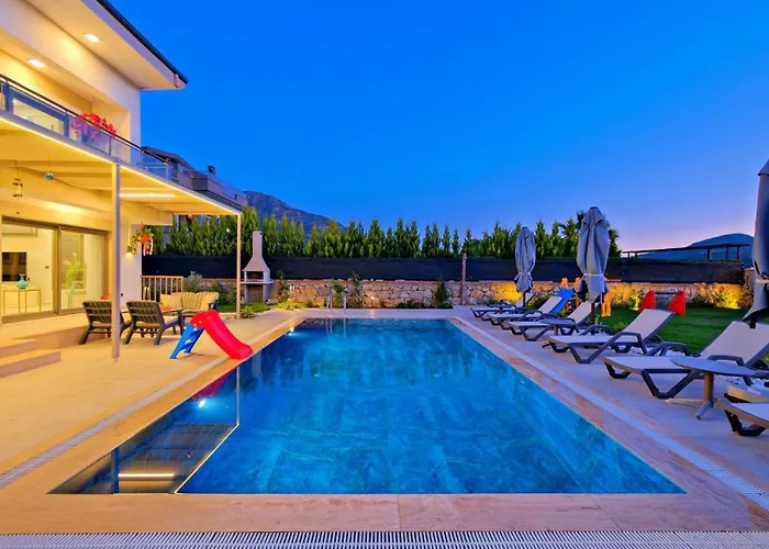 Oludeniz 4 Bedroom Villa Fethiye