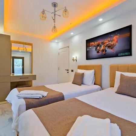 Oludeniz 4 Bedroom 9441 Вилла *