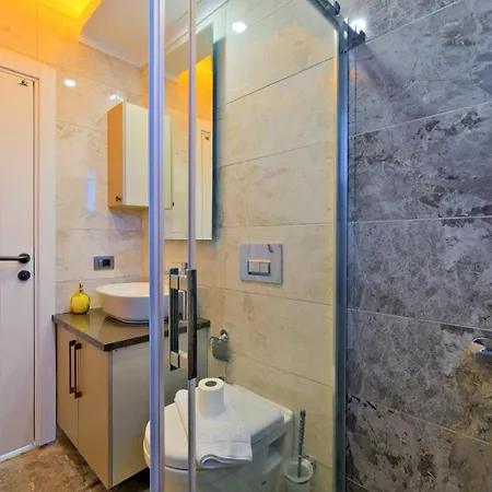 Oludeniz 4 Bedroom 9441 Вилла *