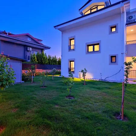 Вилла Oludeniz 4 Bedroom 9441 Фетхие