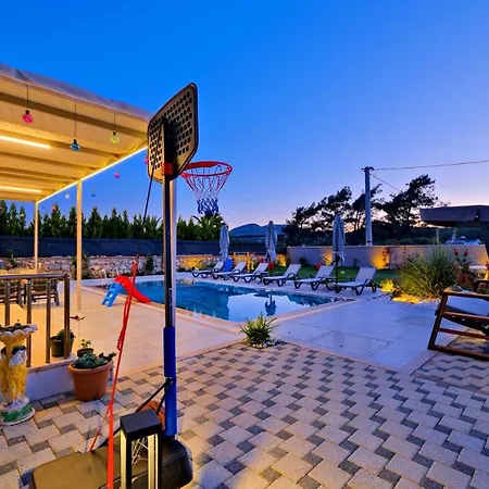 Oludeniz 4 Bedroom *